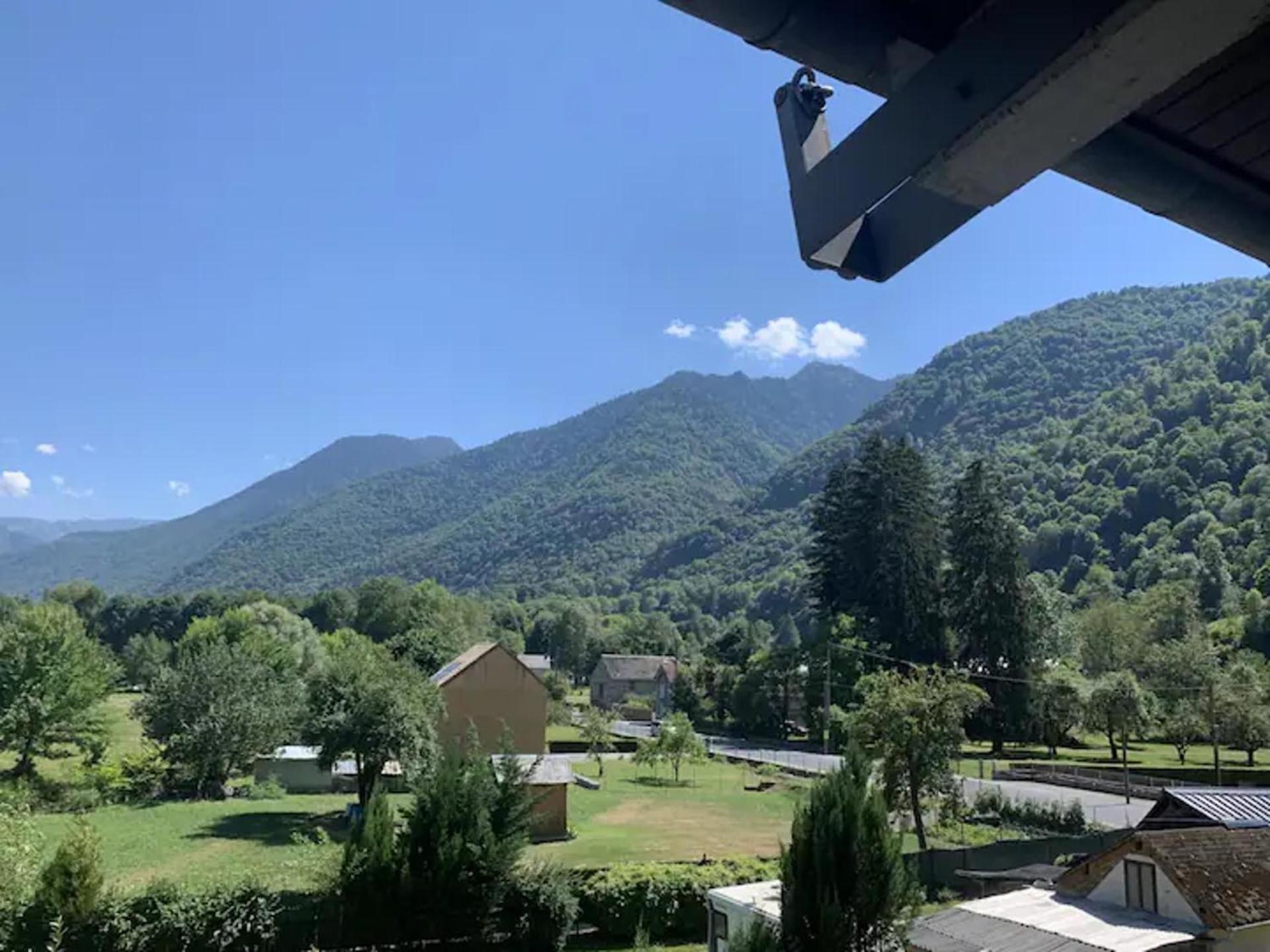 Mountain View 2 Bedroom Apartment Saint Beat Lez Exterior foto