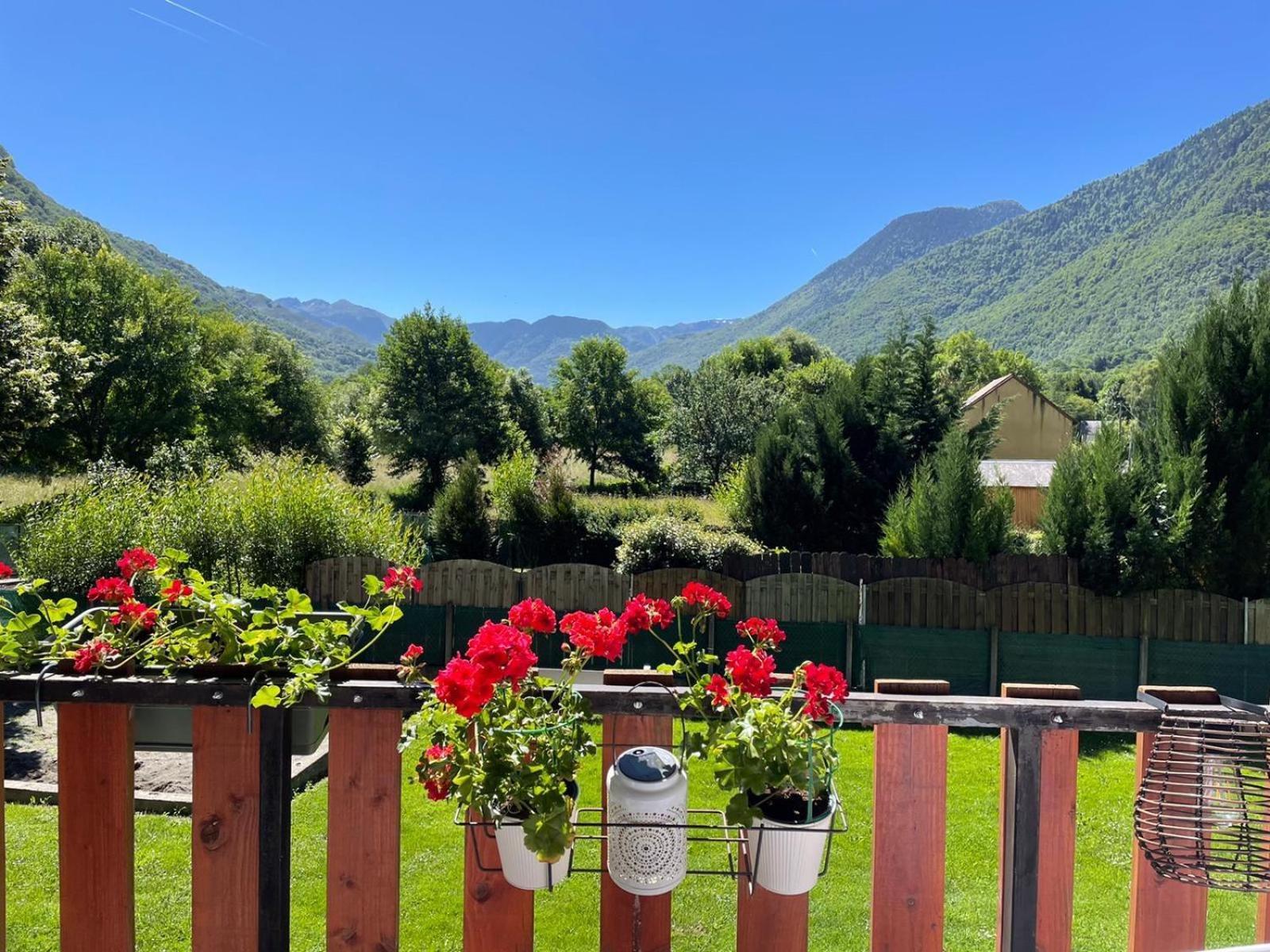Mountain View 2 Bedroom Apartment Saint Beat Lez Exterior foto